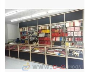 特價展柜一站式服務(wù) 從香水展示柜到倉儲優(yōu)化的全鏈路解決方案